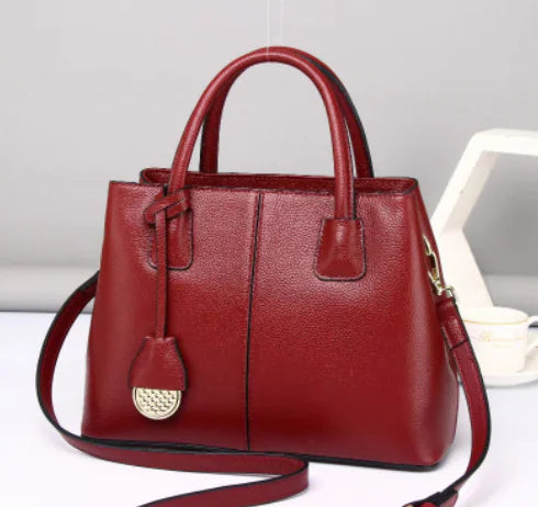 sac simple rouge face